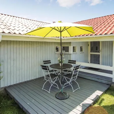 3 Bedroom Nice Home In Samso