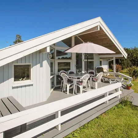 別荘 Charming In With 3 Bedrooms Samsø