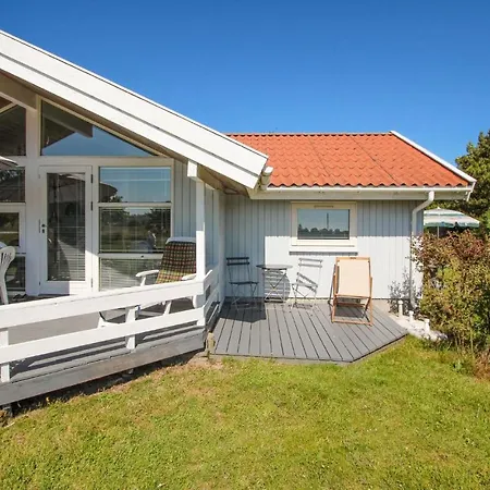 Semesterbostad Charming In With 3 Bedrooms *